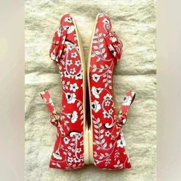 Janie and Jack Girl’s Size 3K Red/White/Black floral Mary Jane shoes - Picture 3 of 6